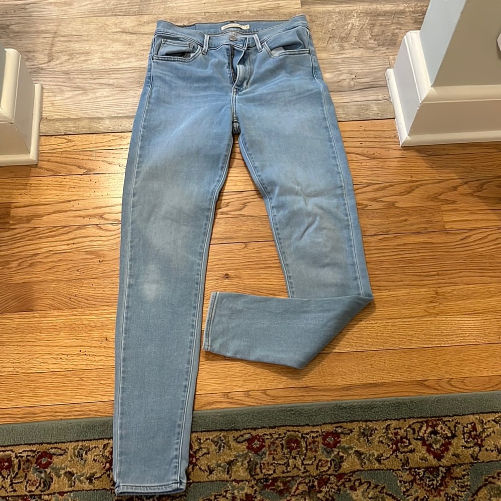 Levi’s stretchy skinny jeans
